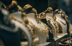 火蝠電商：解鎖潮牌賽道生意經(jīng)，服飾商家轉(zhuǎn)戰(zhàn)配飾類目3個(gè)月GMV提升460%